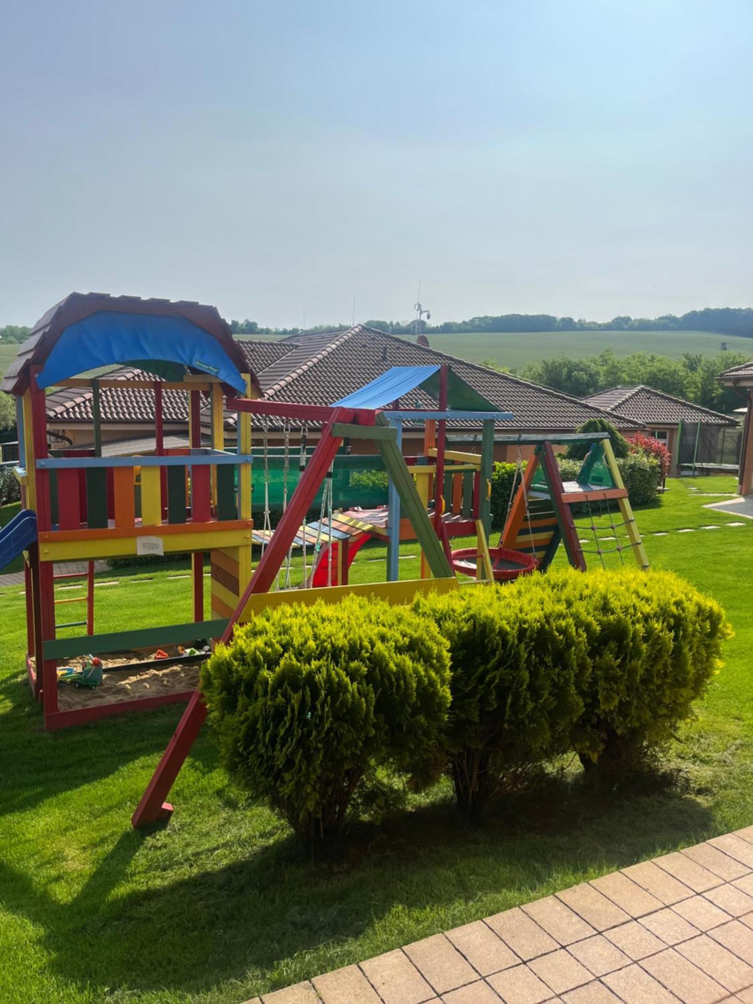 Villa Gracia Podhajska Exterior photo